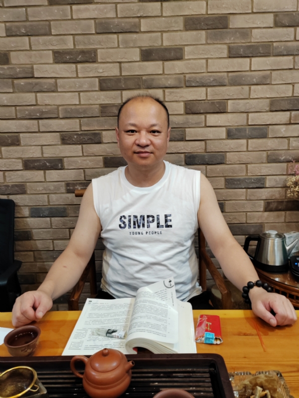 安心的第三张照片--华安闪婚服务中心